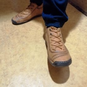 Hot Sale Men's Vintage Leather Boots photo review